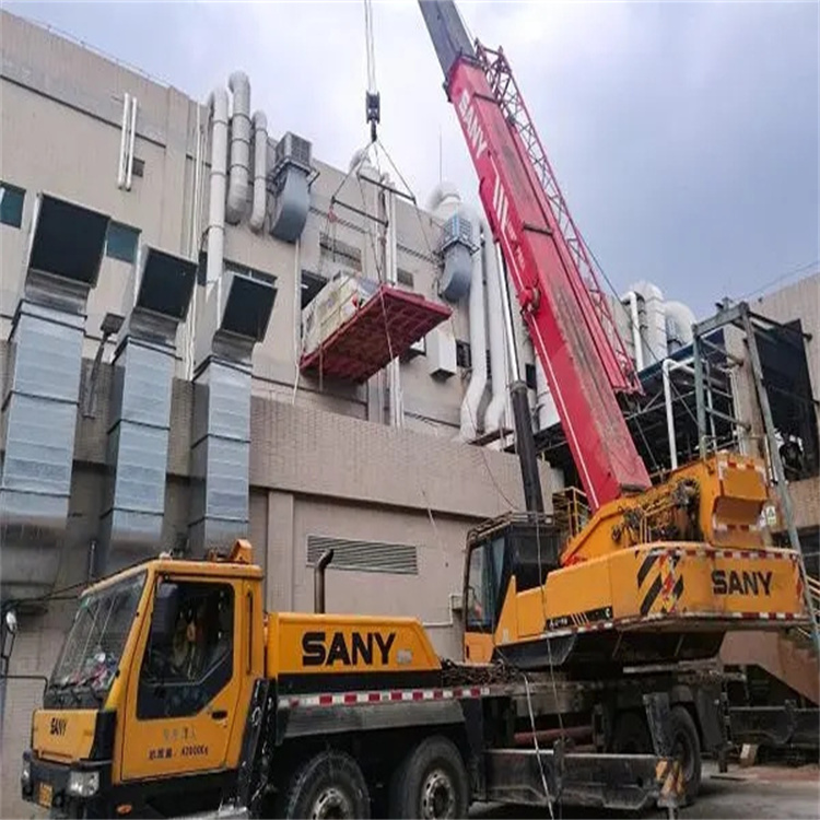 龙滚镇租赁大型汽车吊，助力工程项目高效进行