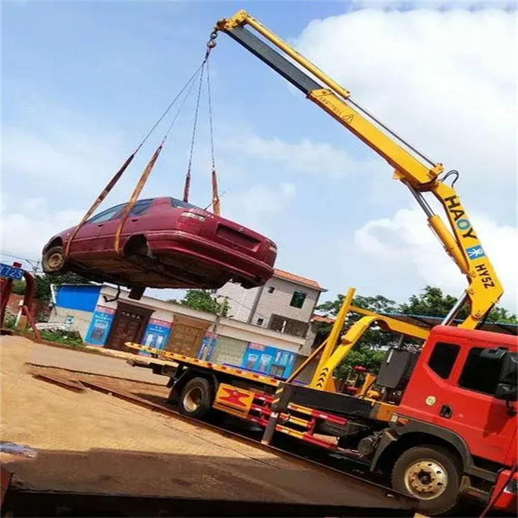 龙滚镇吊车救援小汽车怎么吊