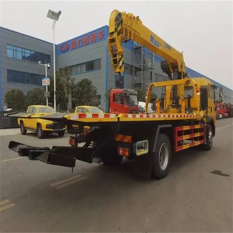 龙滚镇附近小随车吊出租电话，轻松解决搬运烦恼