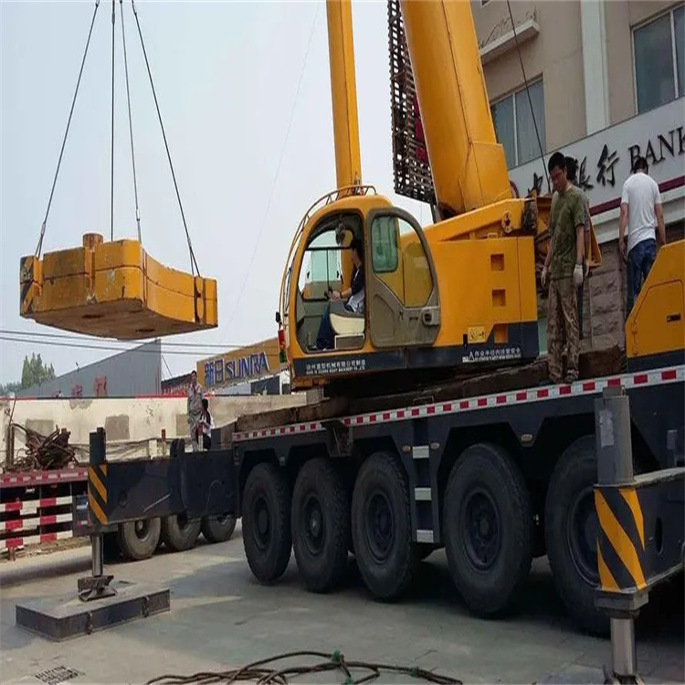 龙滚镇当地吊车出租|机器吊装|75吨|工厂搬迁服务